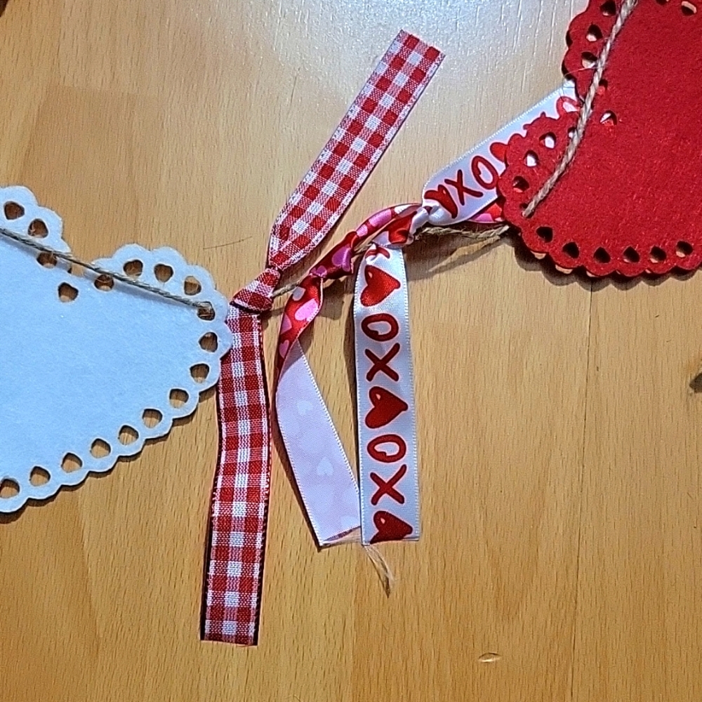 Valentine's day garland